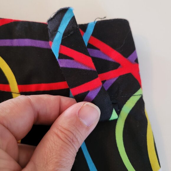 Loudmouth Golf Shorts Bermuda Womens Size 10 Colorful Squiggle Pattern Abstract - Picture 3 of 11